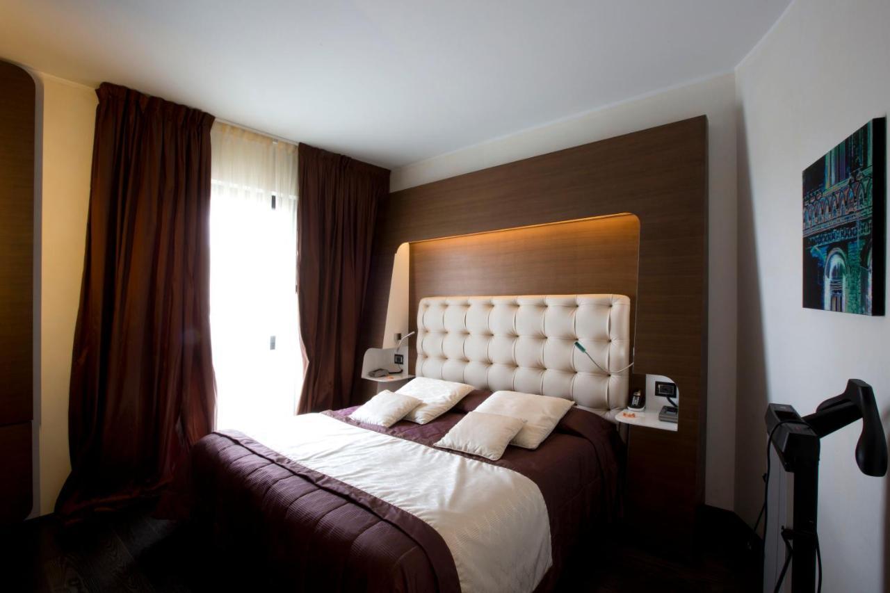 Palace Hotel Moderno Pordenone Eksteriør billede